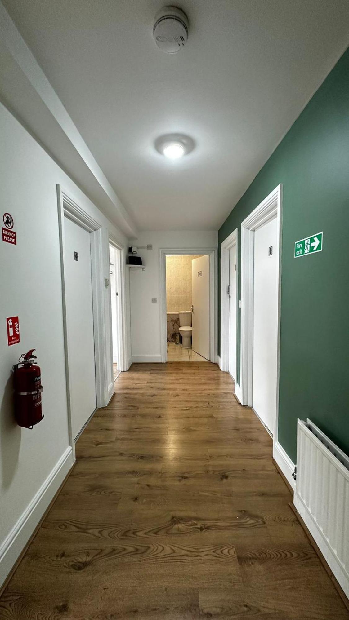 Portobello Guest Rooms ロンドン エクステリア 写真