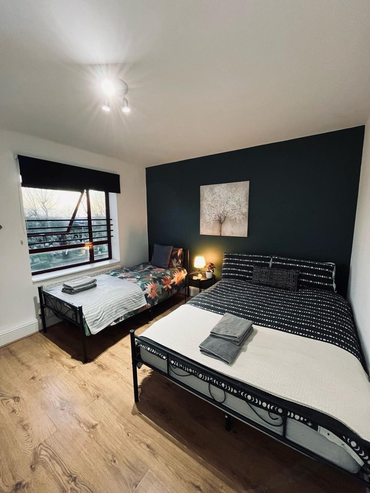 Portobello Guest Rooms ロンドン エクステリア 写真